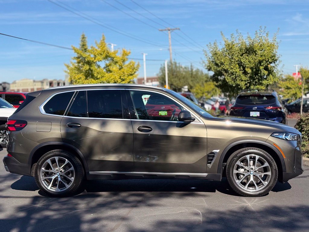 Used 2026 BMW X5 xDrive40i w/ Climate Comfort Package AWD/4WD image 6