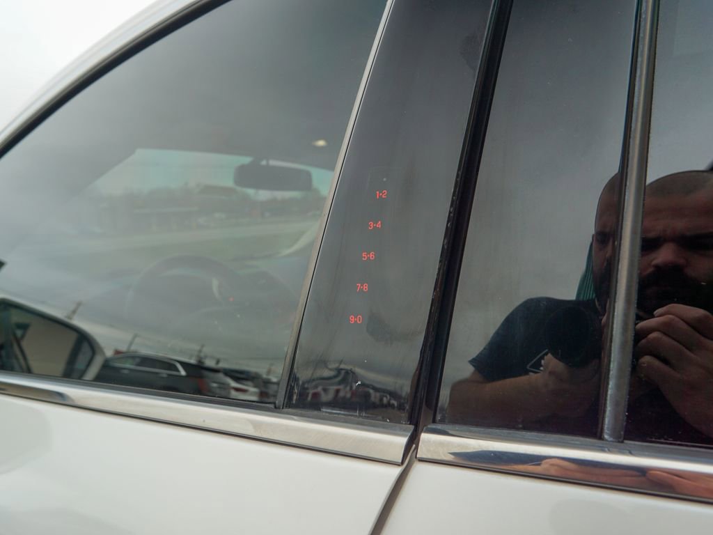 Used 2019 Lincoln MKC Reserve image 9