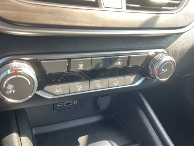 New 2026 Nissan Altima 2.5 SV FWD image 31