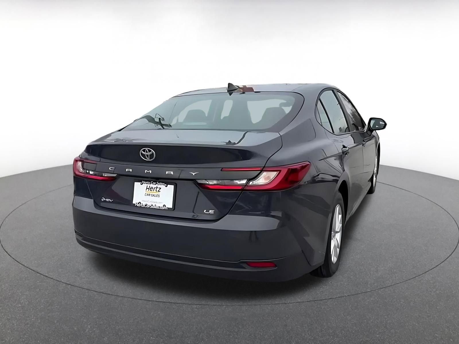 Used 2025 Toyota Camry LE image 15