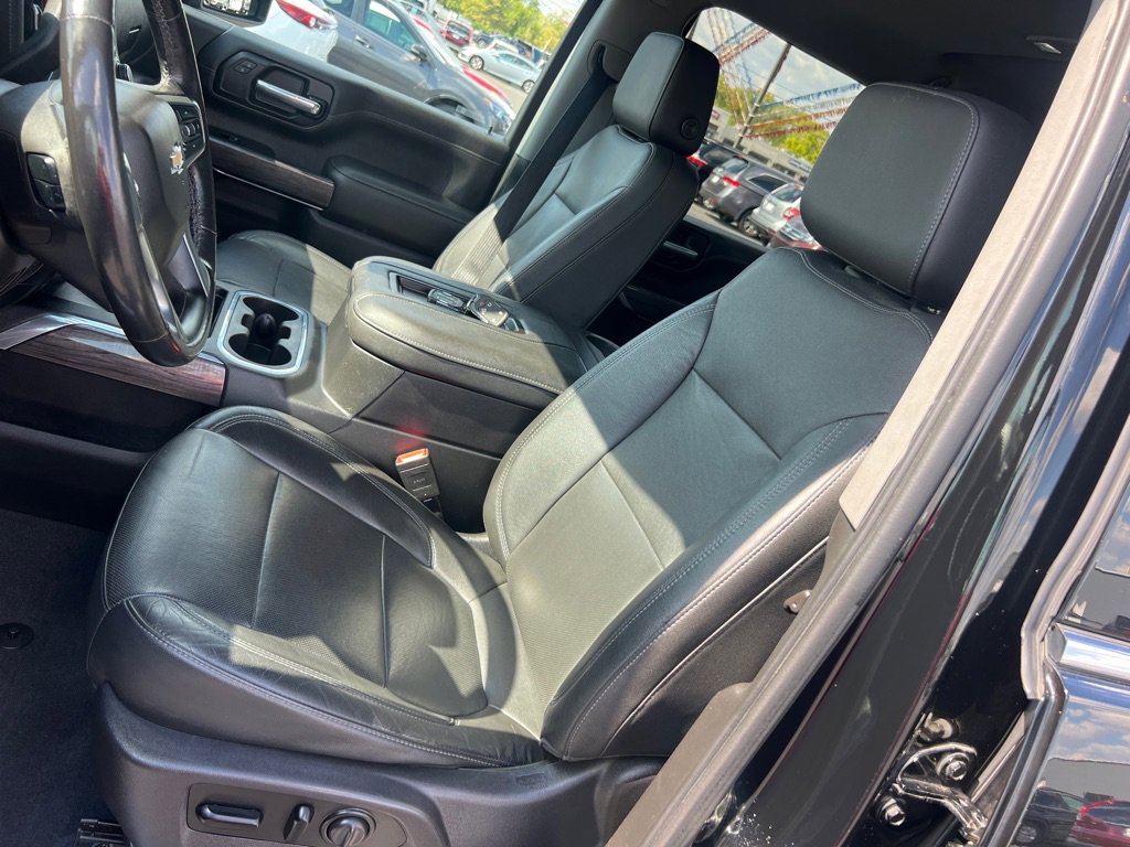Used 2020 Chevrolet Silverado 3500 LTZ w/ LTZ Premium Package image 20