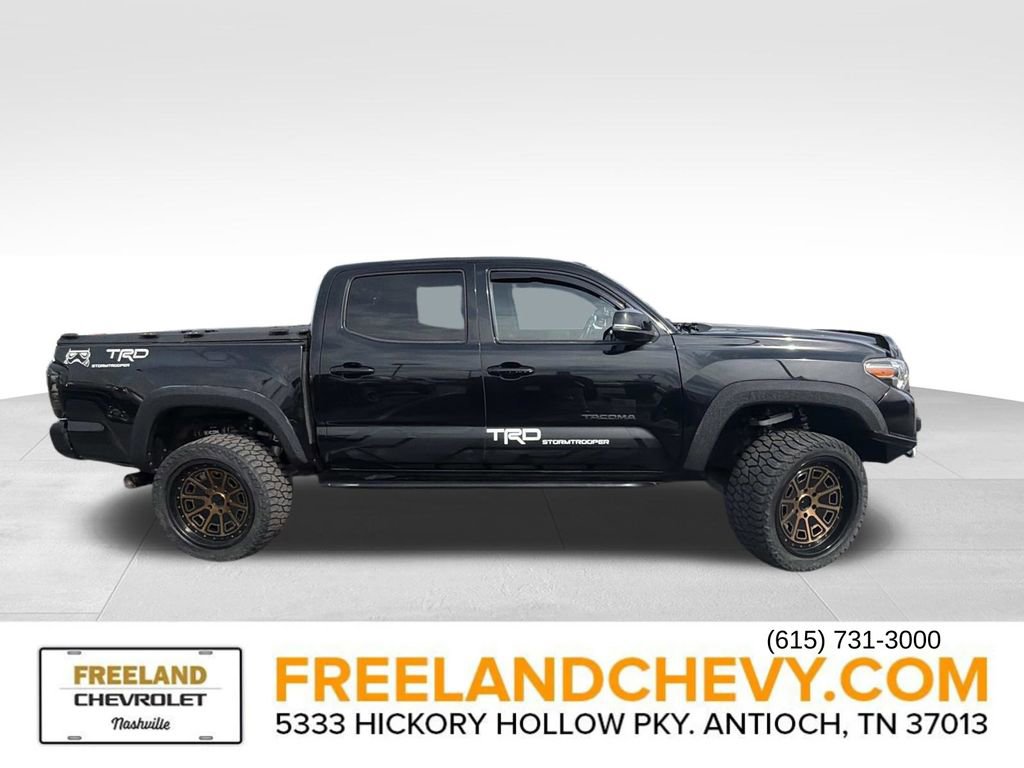 Used 2018 Toyota Tacoma TRD Off-Road image 2