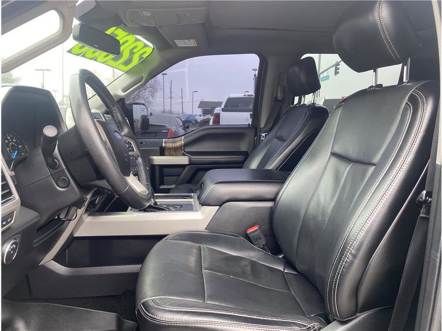 Used 2018 Ford F150 Lariat w/ Equipment Group 502A Luxury AWD/4WD image 11