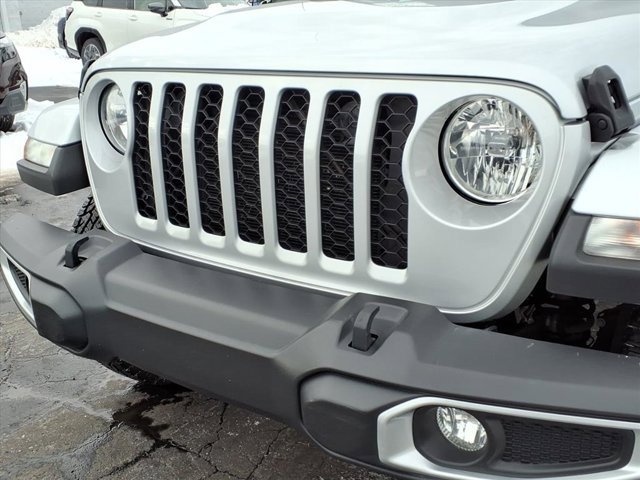 Used 2023 Jeep Gladiator Sport image 33
