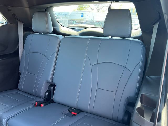 Certified 2024 Buick Enclave Essence w/ Experience Buick Package AWD/4WD image 7