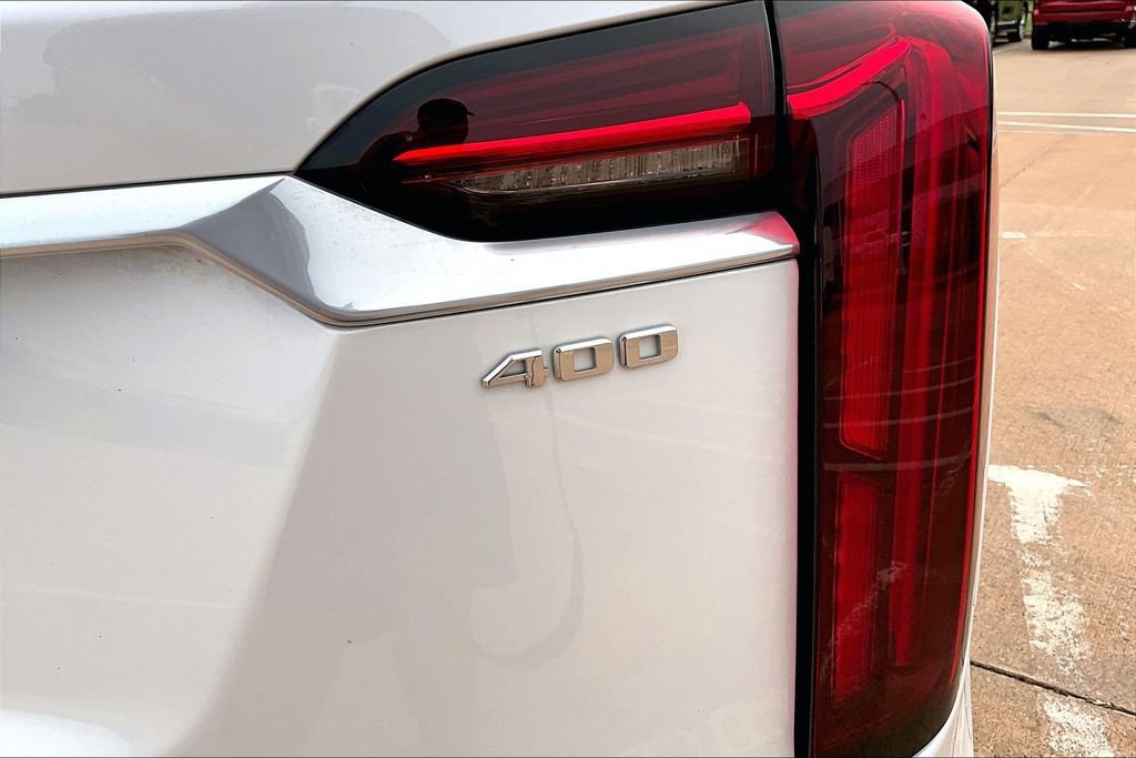 Used 2025 Cadillac XT6 Premium Luxury w/ Platinum Package AWD/4WD image 32