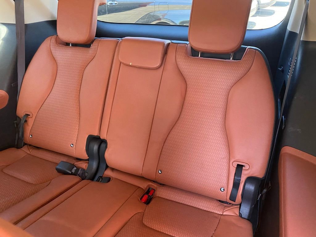 Used 2024 Kia Carnival SX Prestige FWD image 8