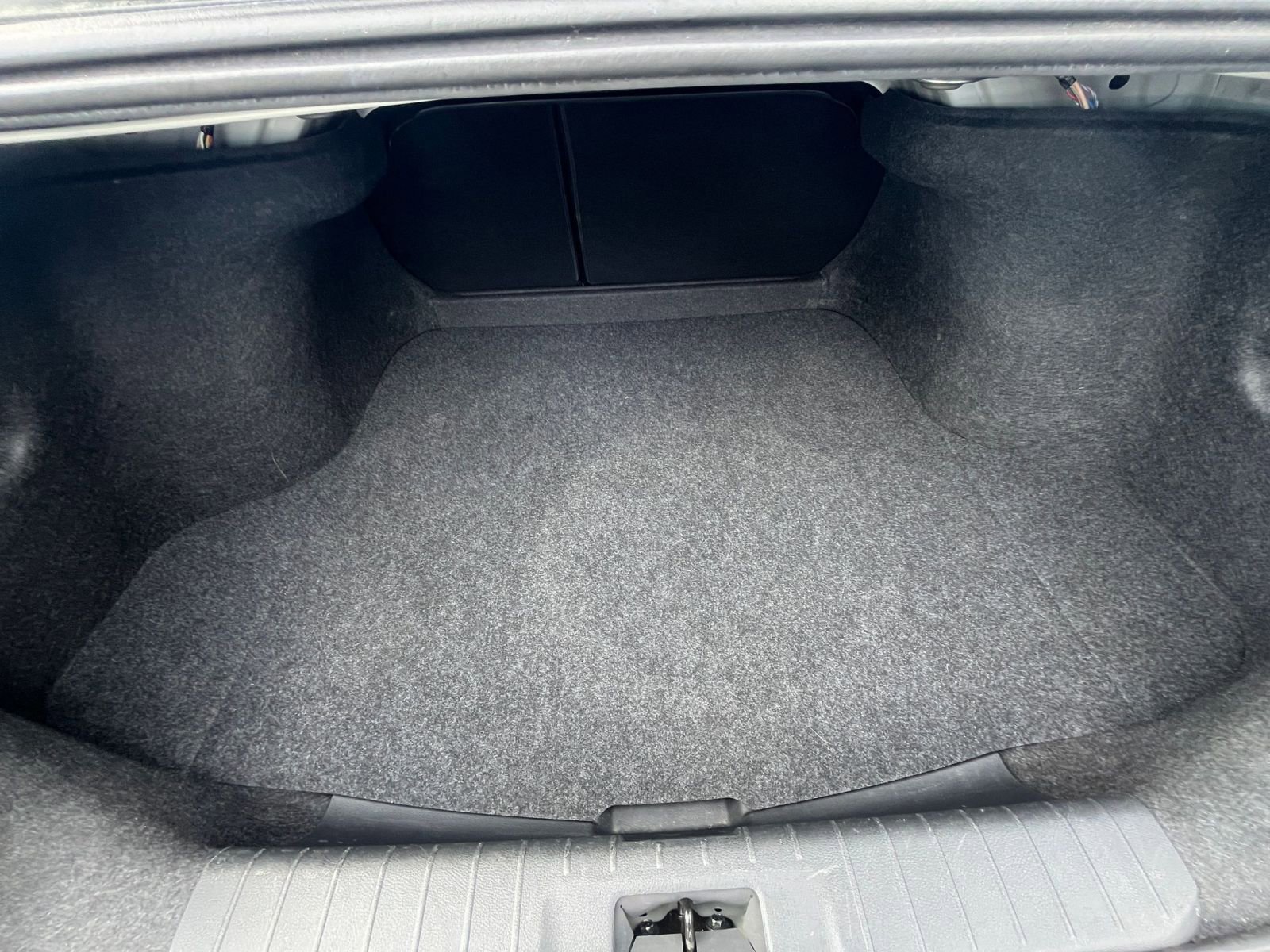 Used 2025 Nissan Sentra S FWD image 31