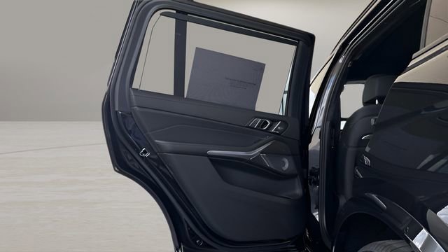 Used 2026 BMW X7 M60i image 45