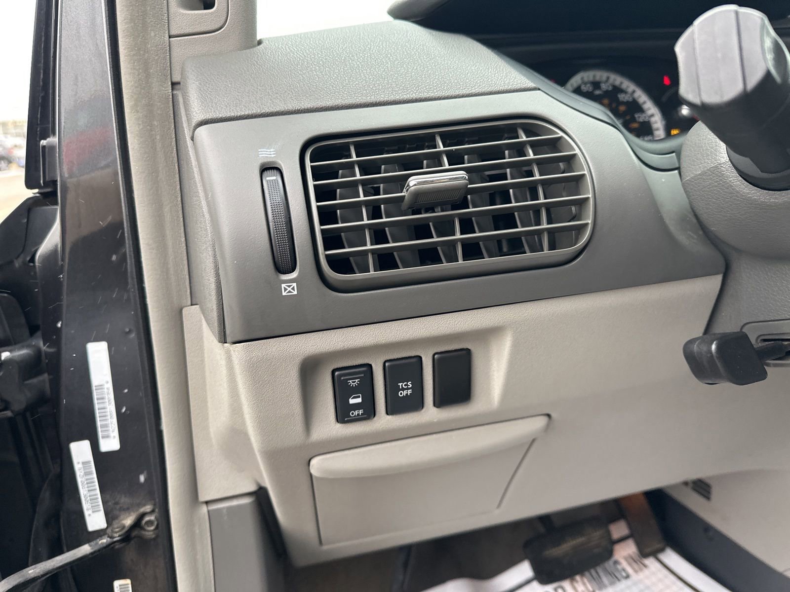 Used 2008 Nissan Quest w/ Seat Pkg image 13