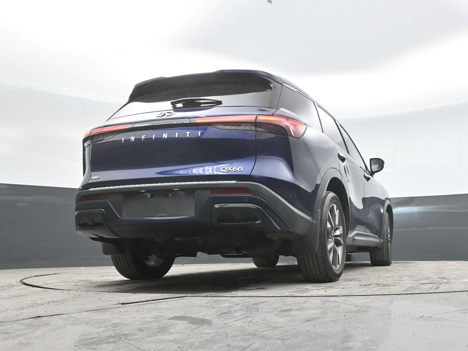 Used 2023 INFINITI QX60 Luxe w/ Cargo Package AWD/4WD image 33
