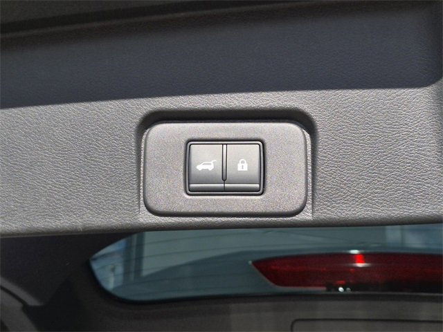 Used 2023 Nissan Rogue Platinum w/ Platinum Premium Package image 10