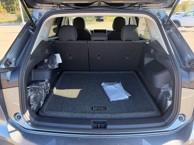 New 2026 Volkswagen Tiguan S AWD/4WD image 10