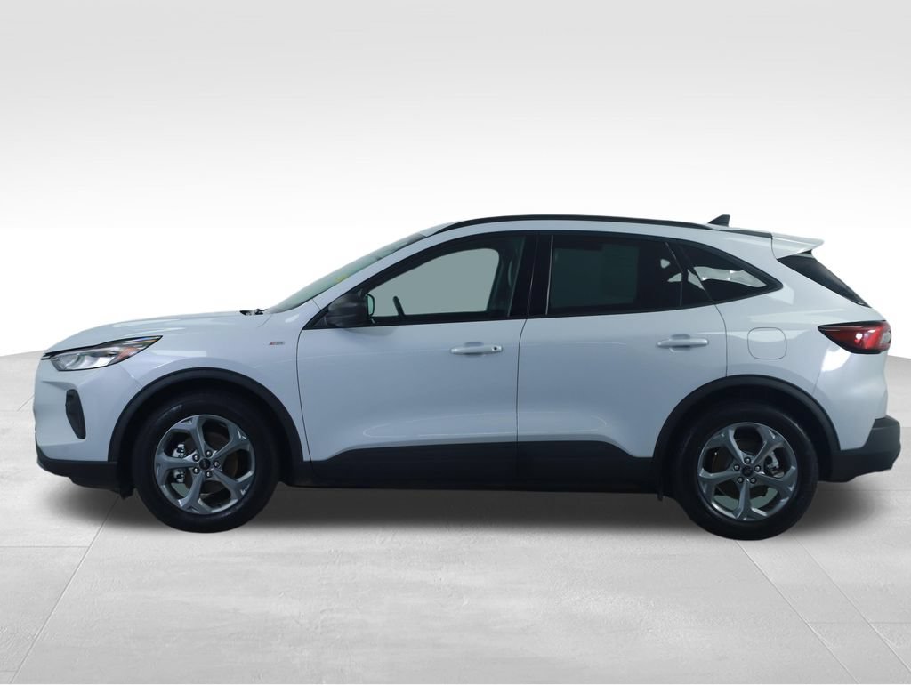Certified 2025 Ford Escape ST-Line FWD image 10