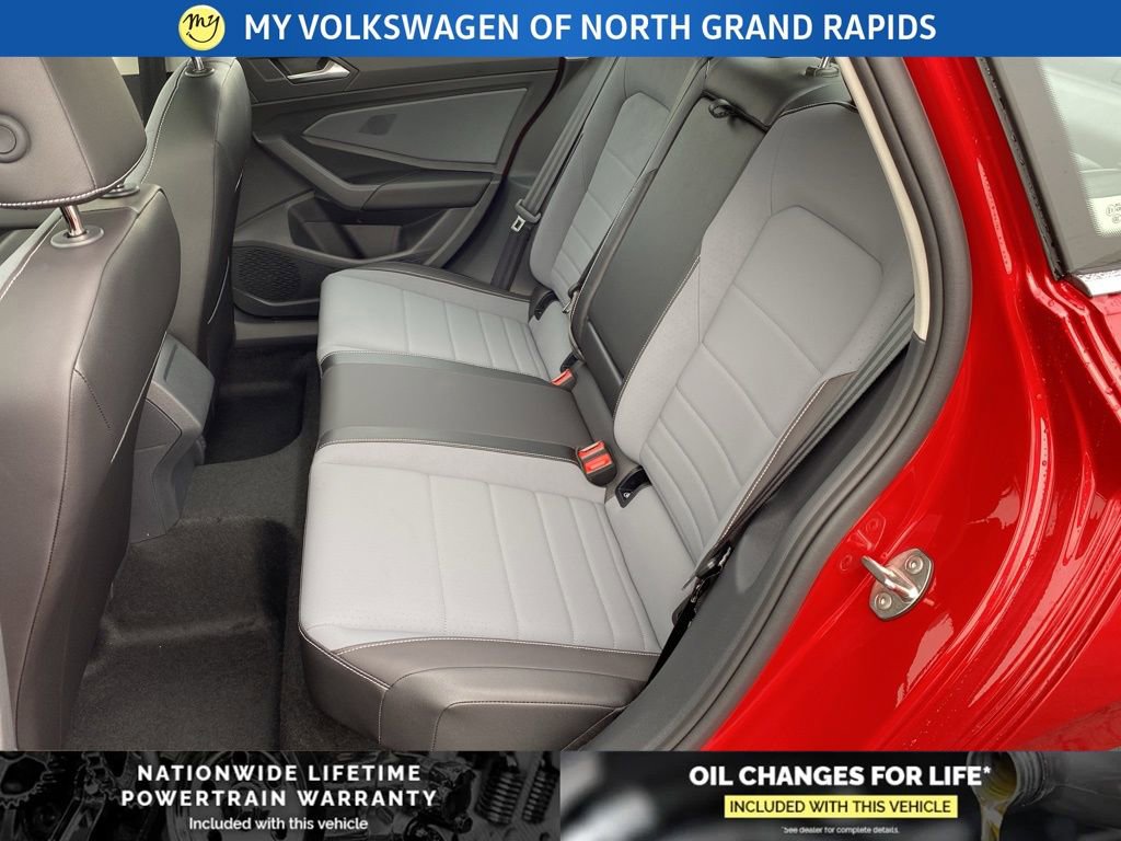 New 2026 Volkswagen Jetta SE FWD image 17