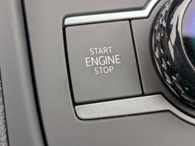 New 2026 Volkswagen Tiguan SE R-Line FWD image 30