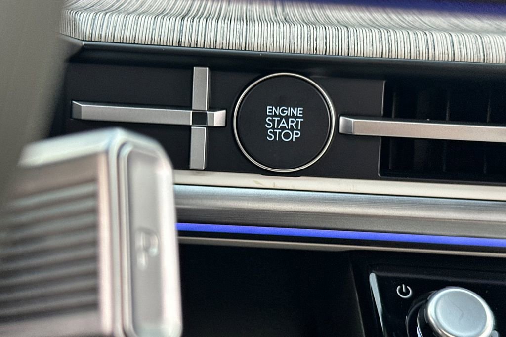 New 2025 Hyundai Santa Fe Calligraphy image 18