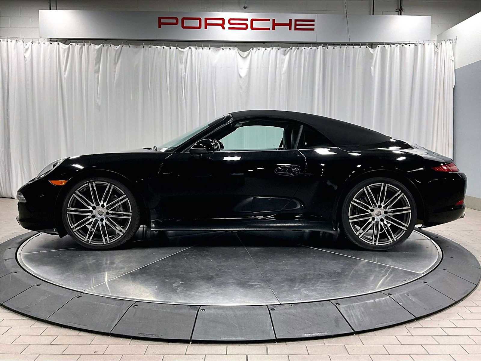 Used 2015 Porsche 911 Carrera image 2