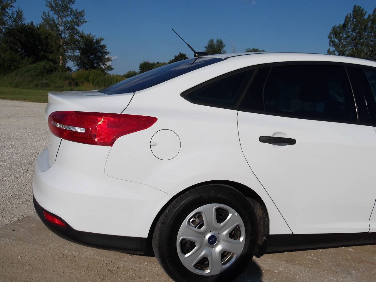 Used 2016 Ford Focus S FWD image 33