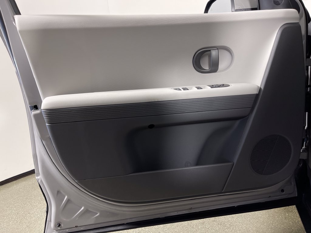 New 2027 Hyundai Ioniq 5 SEL RWD image 19