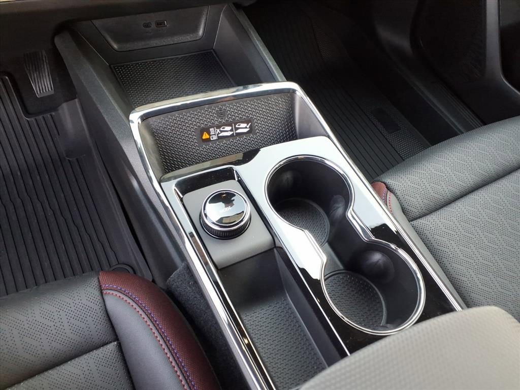 New 2026 Chevrolet Equinox RS w/ Convenience Package III FWD image 21