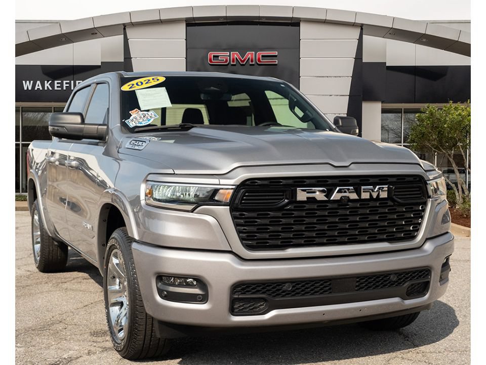 Used 2025 RAM 1500 Big Horn AWD/4WD image 1
