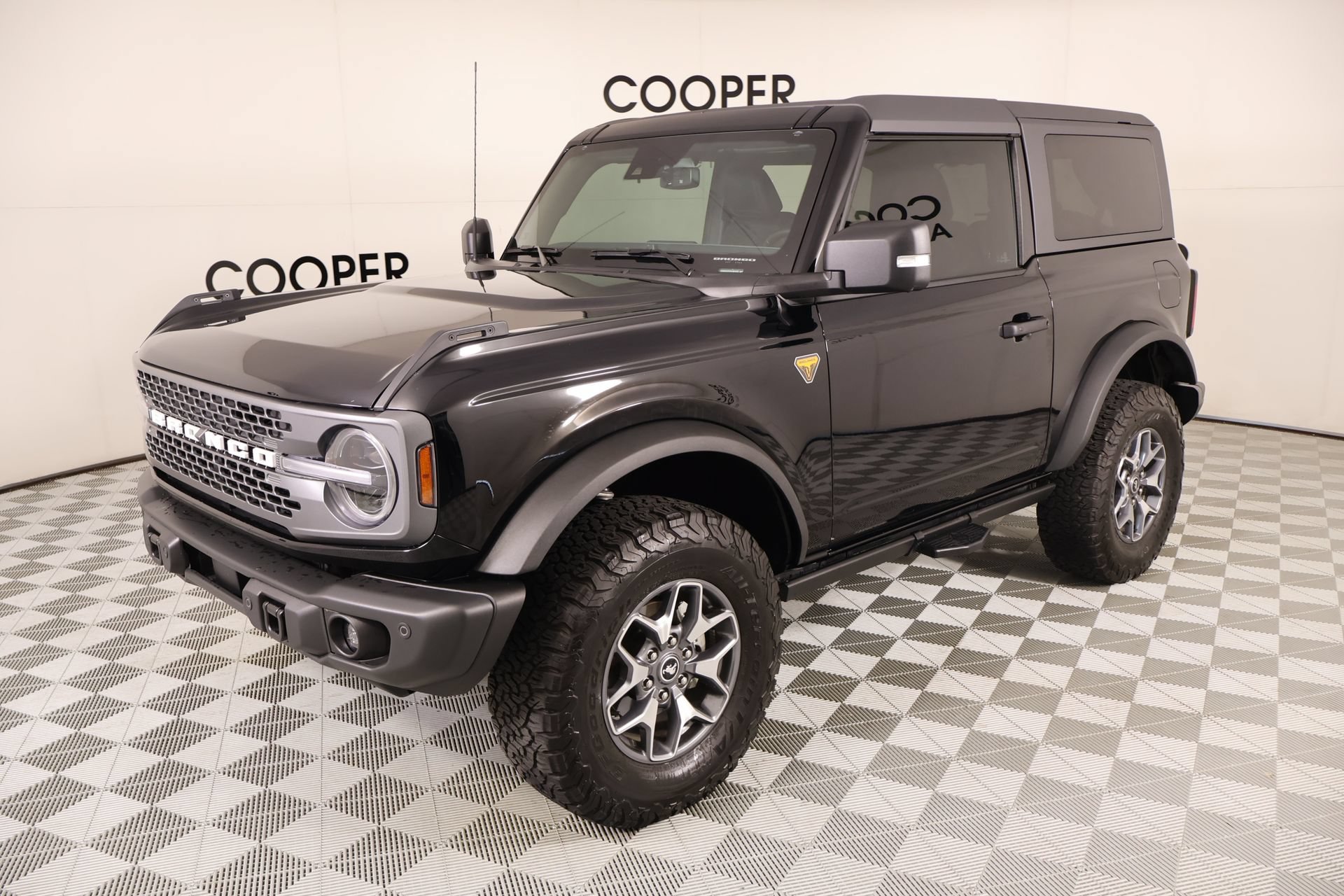 Used 2023 Ford Bronco Badlands AWD/4WD image 11