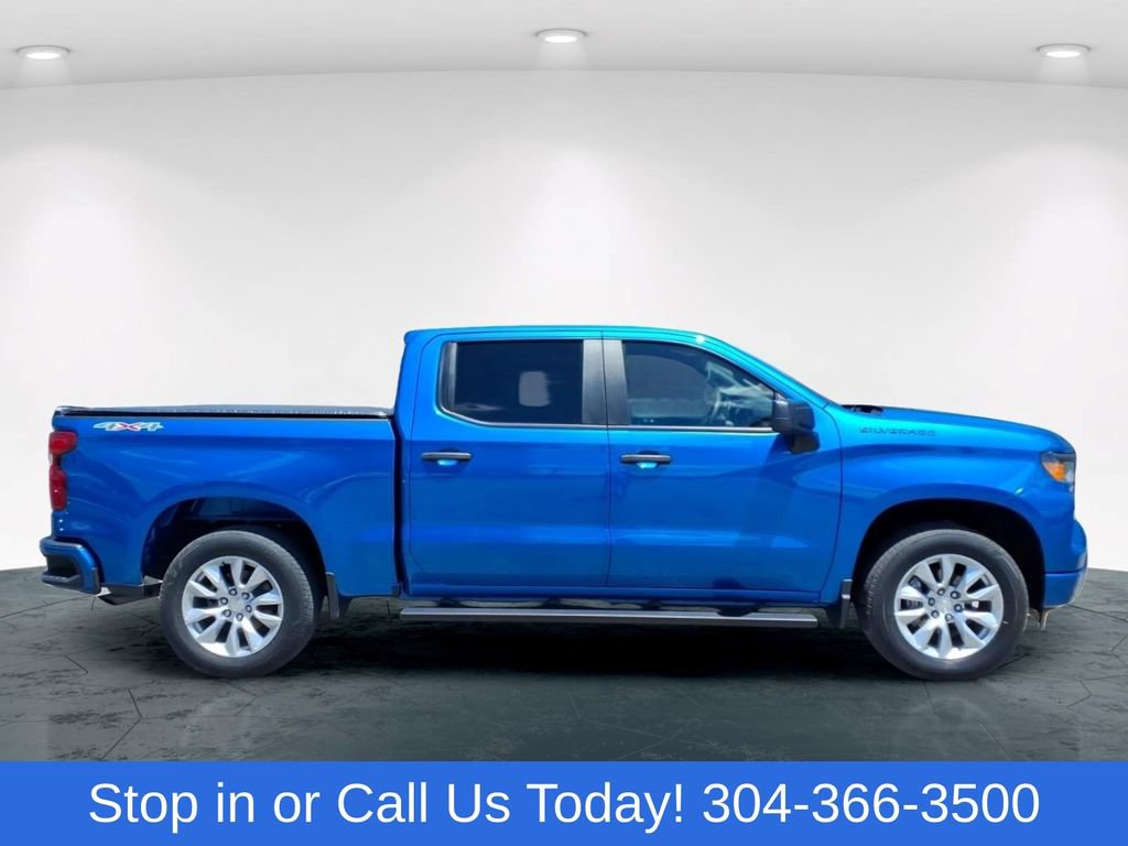 Used 2023 Chevrolet Silverado 1500 Custom AWD/4WD image 2