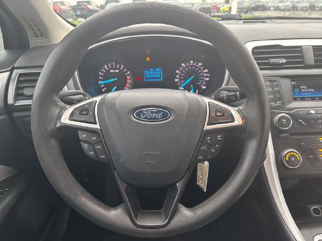 Used 2014 Ford Fusion S FWD image 15