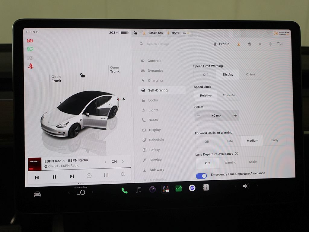 Used 2023 Tesla Model 3 Standard Range RWD image 47