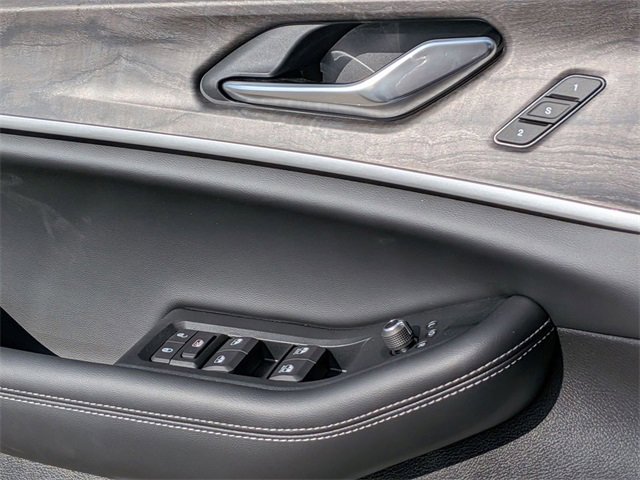 New 2025 Jeep Grand Cherokee Limited w/ Black Appearance Package image 15