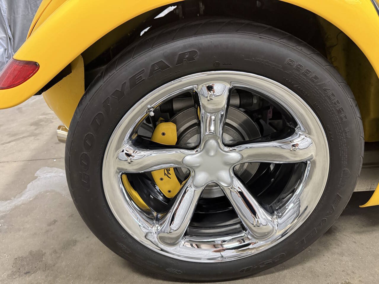 Used 1999 Plymouth Prowler RWD image 6