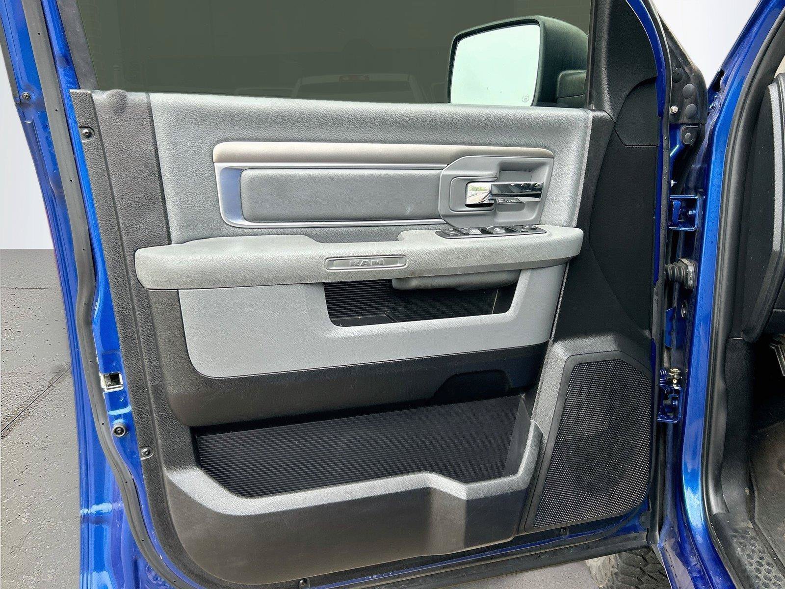 Used 2016 RAM 1500 Big Horn RWD image 21