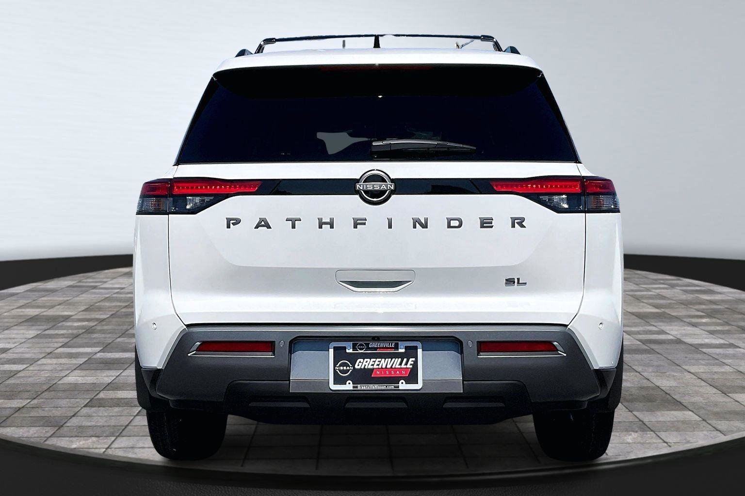 New 2026 Nissan Pathfinder SL image 5