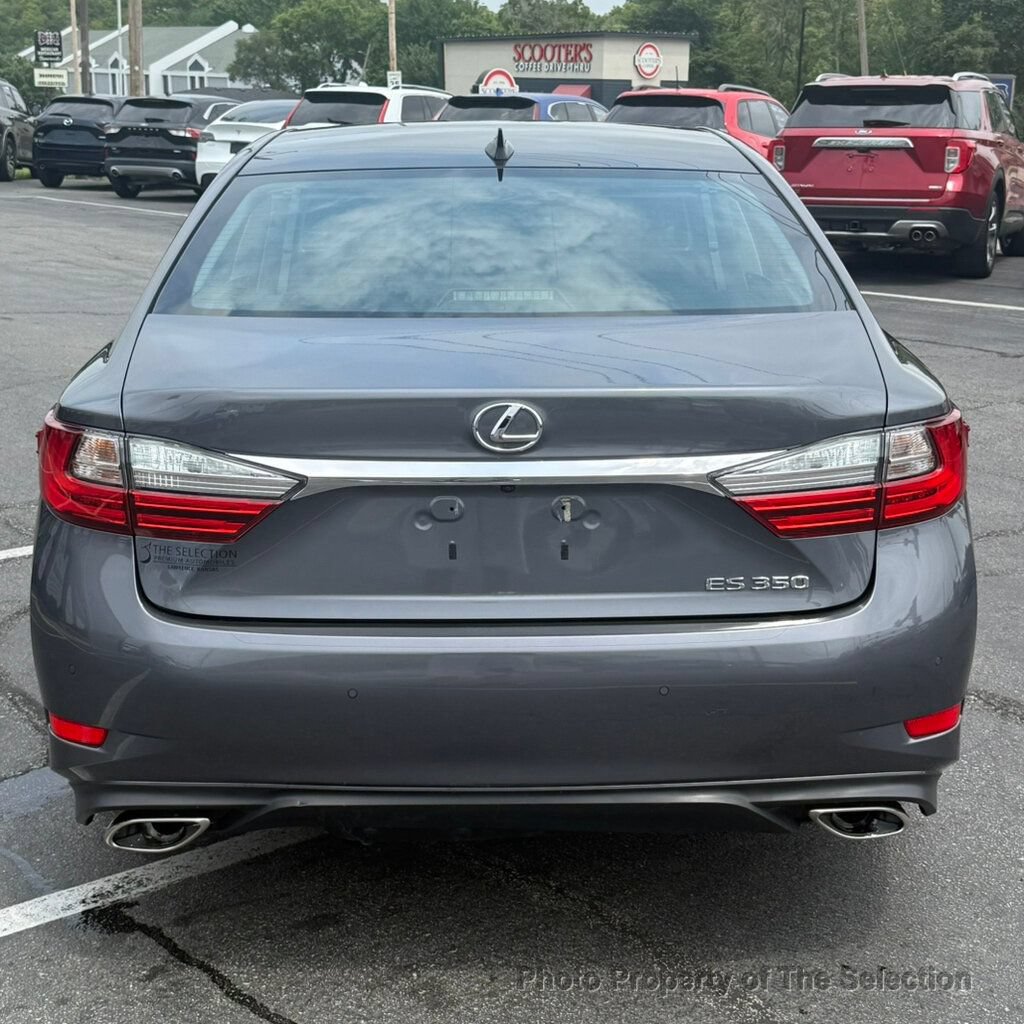 Used 2018 Lexus ES 350 w/ Luxury Package w/Wood Trim FWD image 14