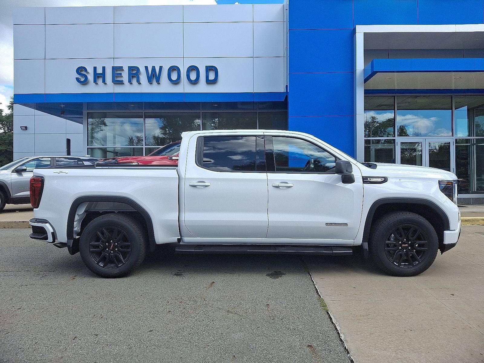 New 2026 GMC Sierra 1500 Elevation image 7