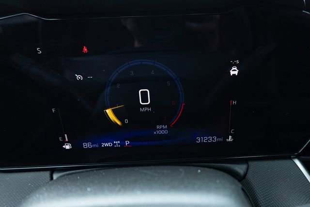 Used 2025 Chevrolet TrailBlazer LT AWD/4WD image 9