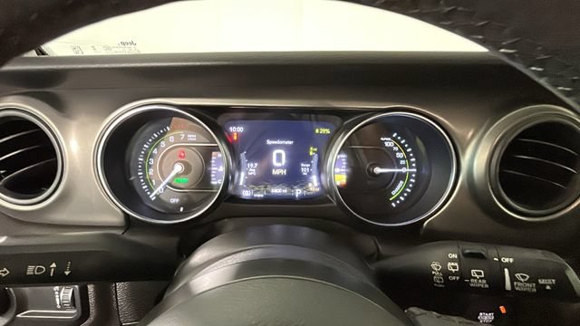 Used 2023 Jeep Wrangler Unlimited w/ Cold Weather Group AWD/4WD image 17