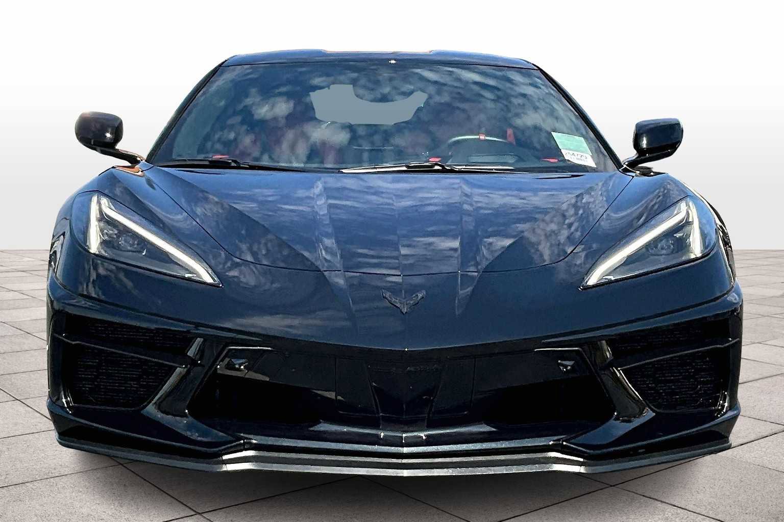 Used 2023 Chevrolet Corvette Stingray Premium Cpe w/ Z51 Performance Package image 3