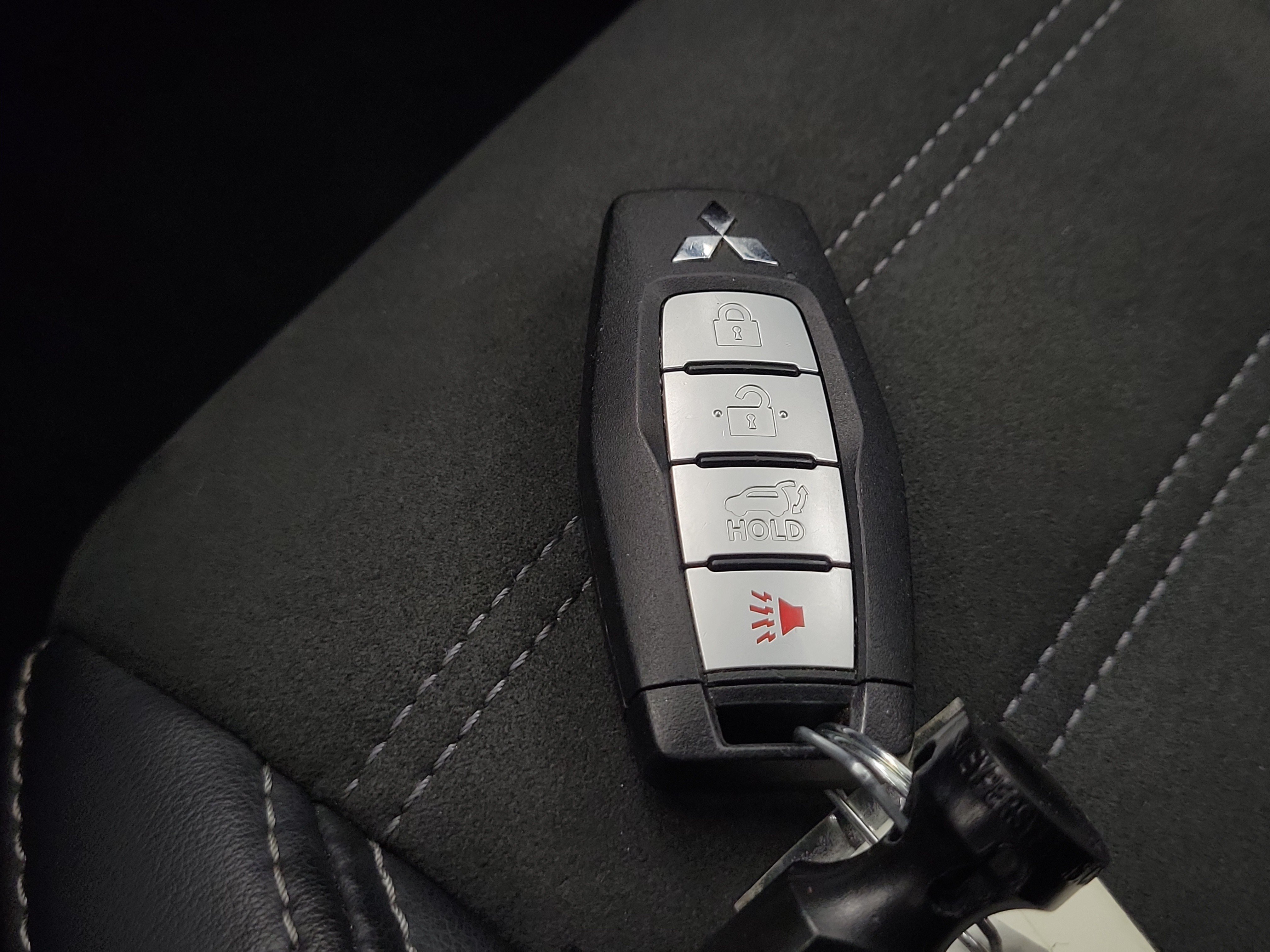 Used 2024 Mitsubishi Outlander SE FWD image 27