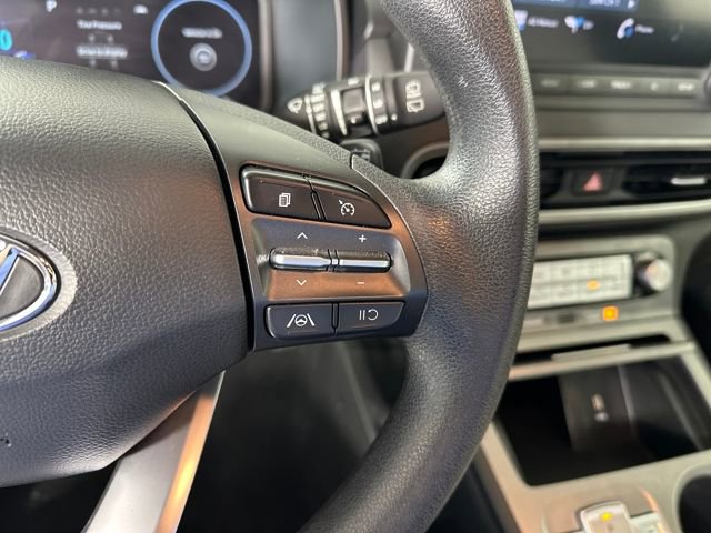 Used 2023 Hyundai Kona SE image 16
