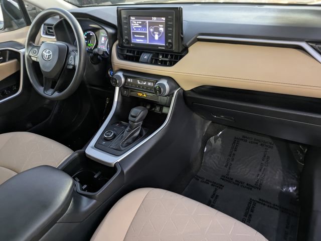 Used 2022 Toyota RAV4 XLE image 31