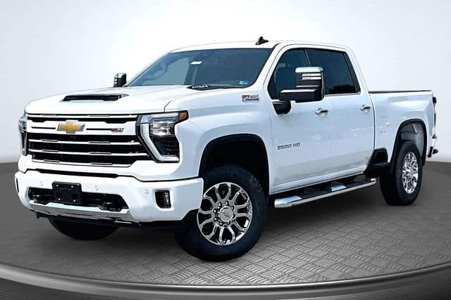 New 2026 Chevrolet Silverado 2500 LT w/ Z71 Chrome Sport Edition AWD/4WD image 1