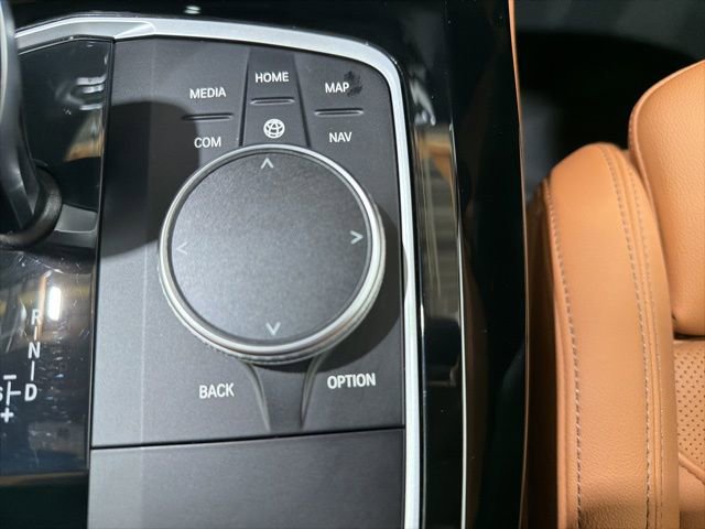 Certified 2023 BMW X4 xDrive30i w/ Convenience Package image 39