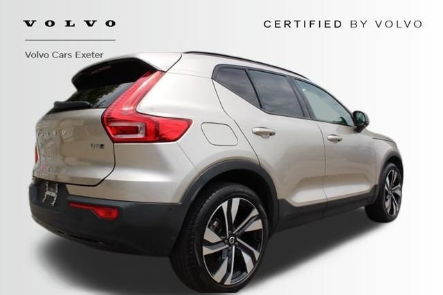 Certified 2023 Volvo XC40 B5 Ultimate w/ Climate Package AWD/4WD image 10