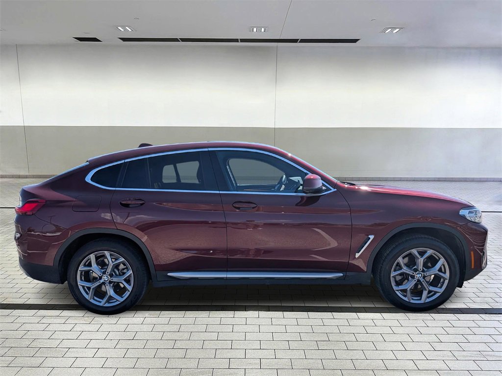 Used 2025 BMW X4 xDrive30i image 6