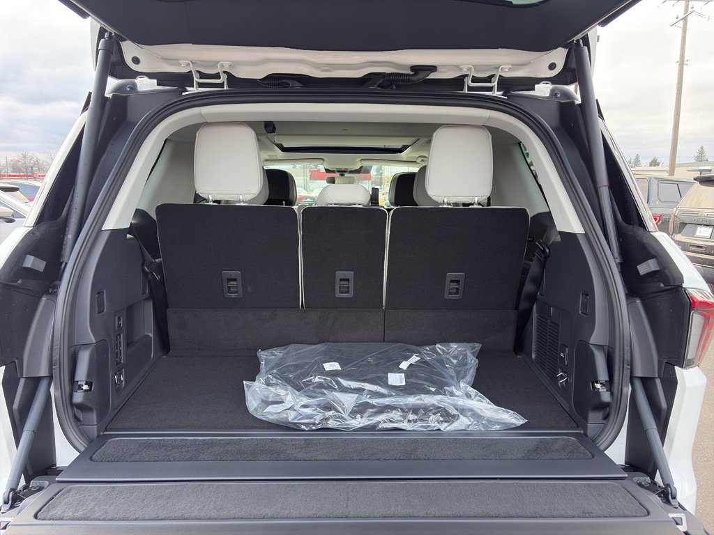 New 2026 Lincoln Navigator Reserve image 10