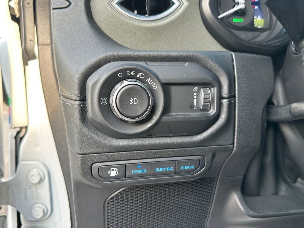 Used 2024 Jeep Wrangler High Altitude image 30