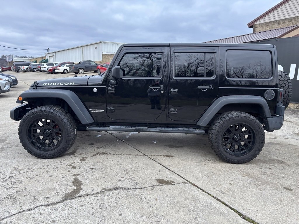 Used 2018 Jeep Wrangler Unlimited Rubicon w/ Cold Weather Group image 4
