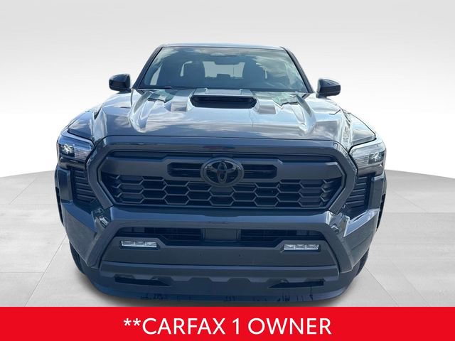 Used 2025 Toyota Tacoma TRD Sport image 2
